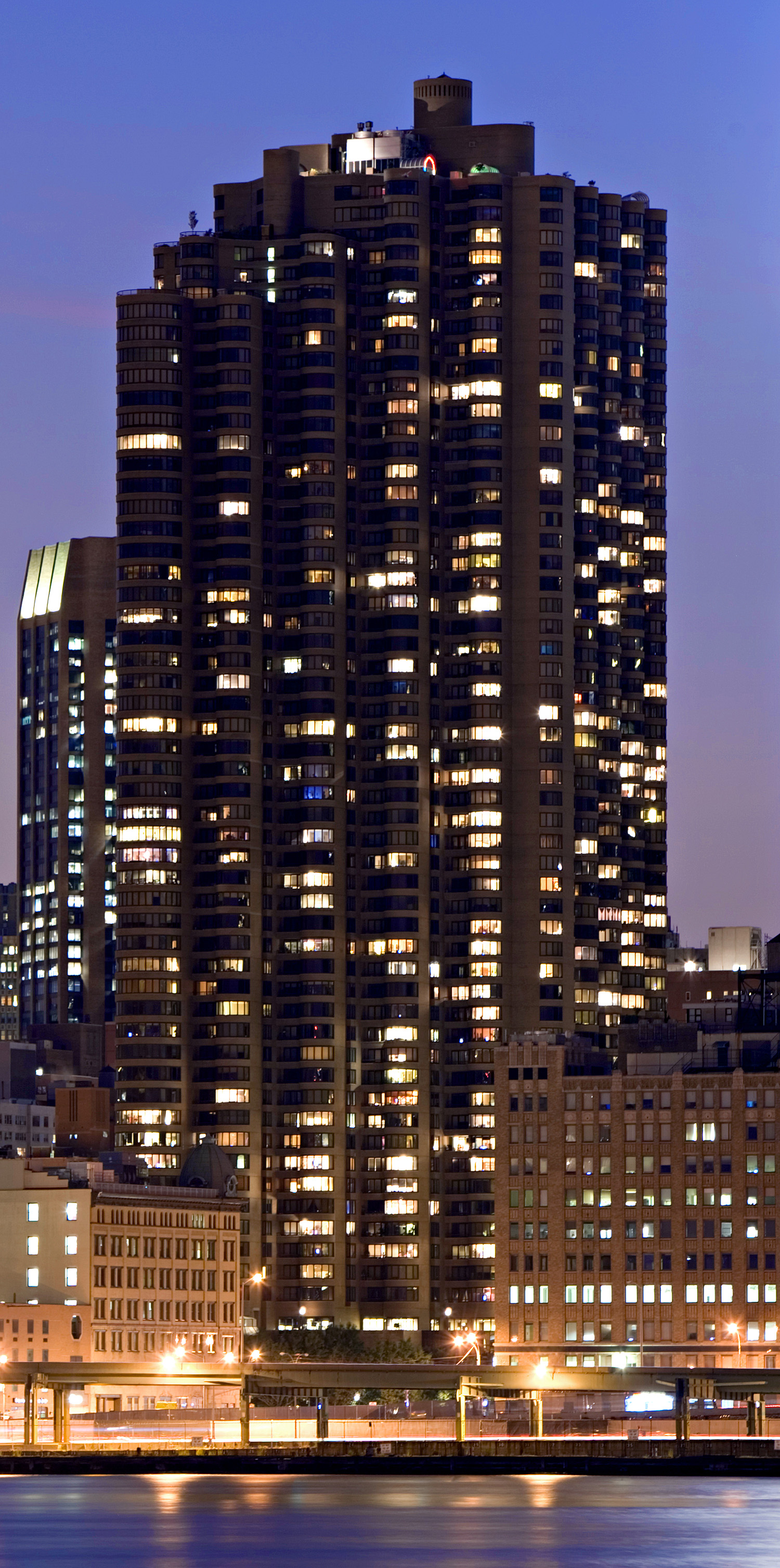 The Corinthian, New York City - Night view from Queens. © Mathias Beinling